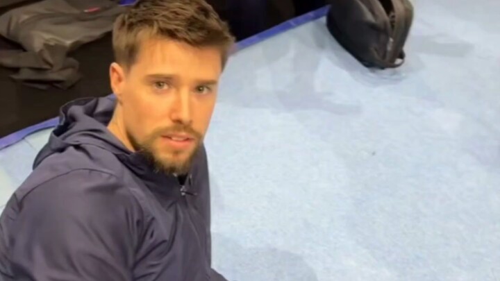 Have the gymnasts sign their old photos