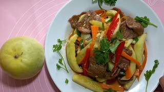 một món ăn chay giải nhiệt trông mùa hè.