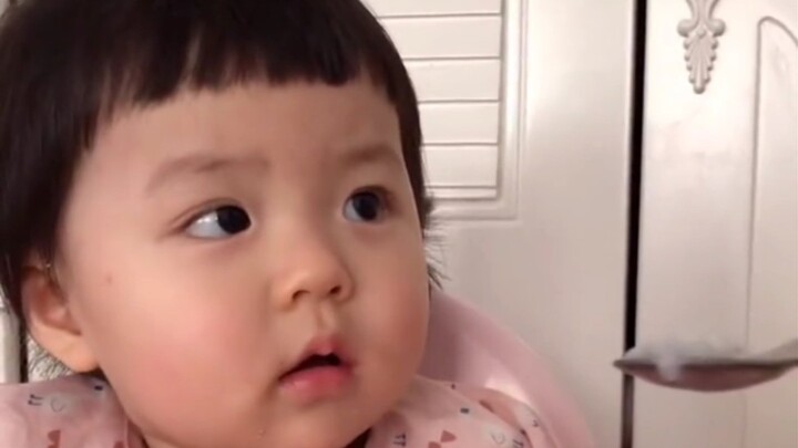 今天是一岁的干饭丸，刚会喊人的丸丸，哥哥姐姐们喜欢吗？