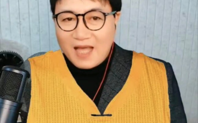 Salam untuk Kobe! Liao Shicheng menyanyikan langsung lagu “Bos, Kami Mencintaimu” di live streamingn