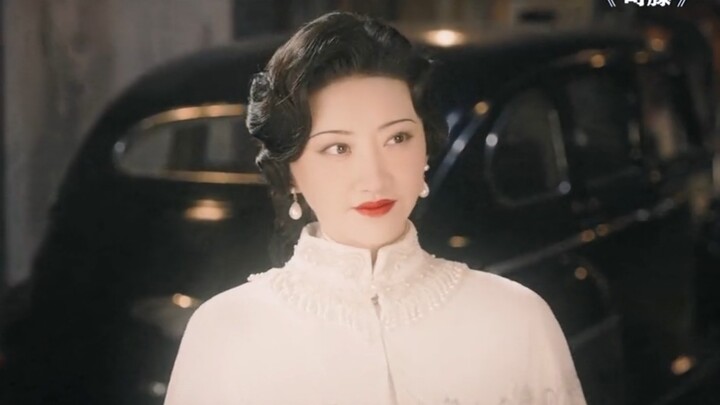 เครื่องแต่งกายของซือเถิงนั้นสุดยอดจริงๆ! ทุกชุดสวยมาก แนะนำให้ละครเรื่องอื่นๆ ยึดมาตรฐานนี้เลย