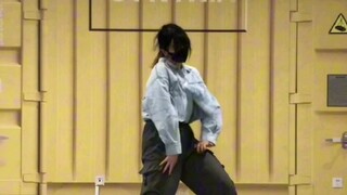连更～140斤阿姨翻跳tomboy，编舞，不是原版