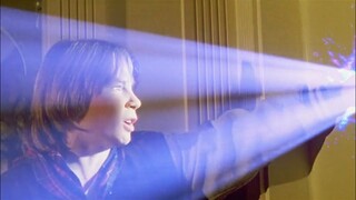 Cậu Bé May Mắn Có Được Tấm Vé Để Bước Vào Thế Giới Trong Phim |  AHA MOVIE