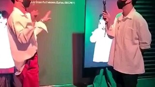 【ohmnanon】A a a a a a họ ôm eo rồi! Ngọt quá đi thôi～