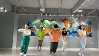 你们说要不要细扒唱跳一下子[脱单doge]