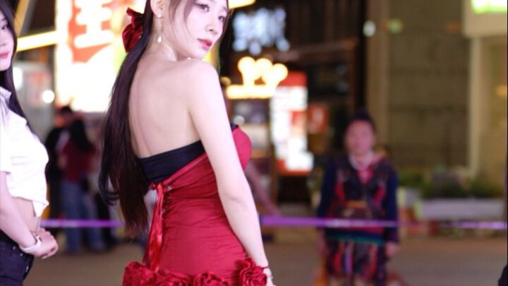 小叶叶kpop路演现场