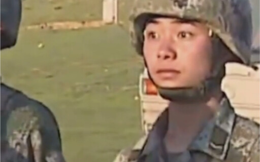 การที่เธอโผล่มาแบบกะทันหัน มักทำให้ฉันรู้สึกตื่นตาตื่นใจเสมอ!