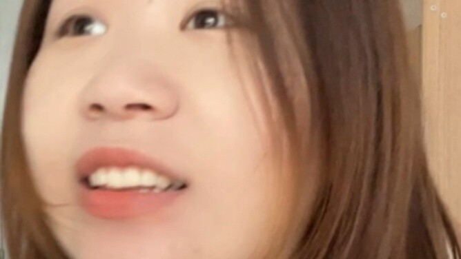 Khi chúng ta còn trẻ, chúng ta hoạt bát và vui vẻ, khi lớn lên chúng ta cũng trở nên như thế này...