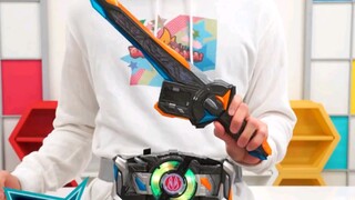 假面骑士Geats 双指令升级带扣和升华剑官方把玩