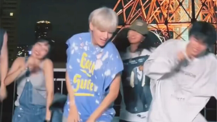 [Kim Taehyung] Slow Dancing Under Tokyo Tower