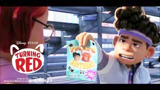 Turning Red | pelicula en español latino |  Clip Tyler chantajea a Mei |Disney Pixar