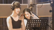 Fan Chengcheng/Bai Lu. Mulai sekarang, kita bisa selalu bersama dan menemani satu sama lain.