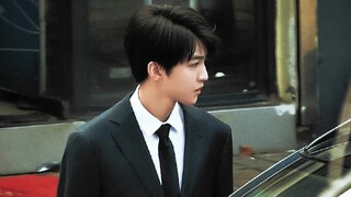 他一下子就打到我这个…额…心巴上了，王俊凯可以把西装焊在身上吗？【重生之门】
