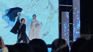 Night Rain Asks Begonia [Dance Cover] (Koreografi oleh West Point) Klik untuk menonton pesta penyamb