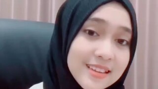 Masya Allah adem banget dengerinnya🥰 sholawat qomarul