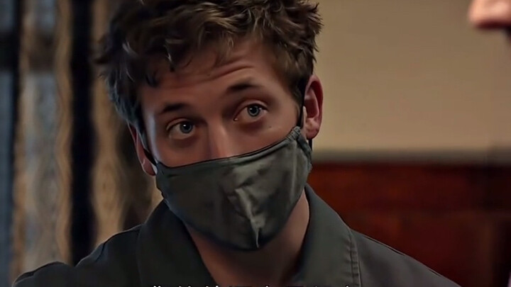 "ตอนได้ทิปสองหยวน คุณนึกถึงตัวเองที่เคยเป็นอัจฉริยะแห่งเขตใต้บ้างไหม?"