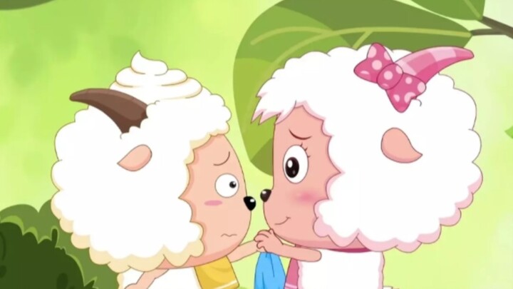 The fastest action in Lazy Sheep’s life is actually... I’m really touched by this cute pair of sibli