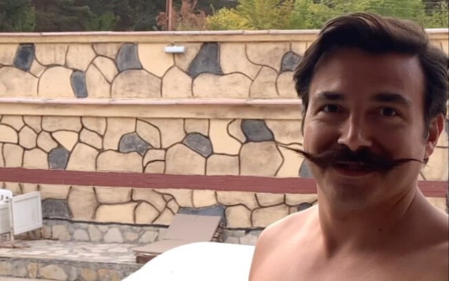 Blondie is winter swimming!