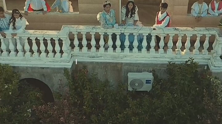 Heaven knows (edited)Flornte & Laura