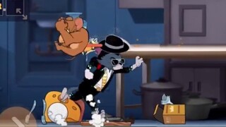 [เกมมือถือ Tom and Jerry] ในตอนแรกมันเป็นข้อเสียอย่างยิ่งที่ต้องบิน 3 ครั้งแล้วล้ม แต่ก็สามารถชนะได้