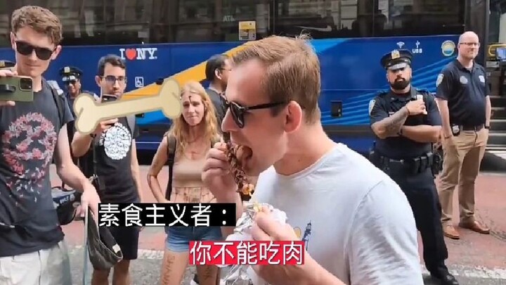 ถนนในสหรัฐฯ และญี่ปุ่น “ห้ามกินเนื้อสัตว์” ส่งผลกระทบต่อทัศนียภาพเมือง! เคเอฟซีถูกพ่นสีเพื่อเตือนเพร