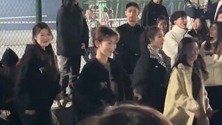 高校社团招新女生表演山西民舞