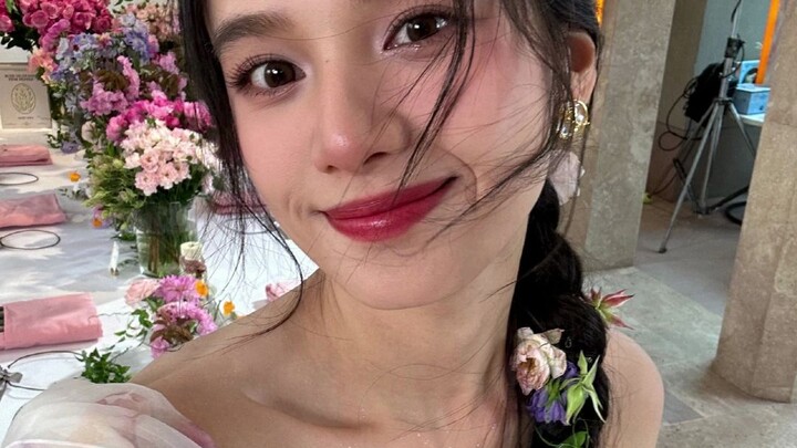 Keduanya bersinar cemerlang di bidang masing-masing, suatu hari pasti akan bertemu di puncak! #Zhang