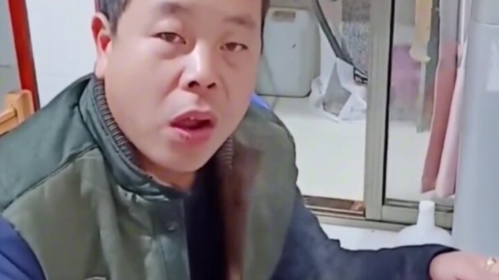 Bicara soal ganti ayah, lihat deh betapa senangnya ibumu.