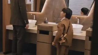 ANAK INI TAK SENGAJA KETEMU PRIA KAYA YANG TERNYATA AYAHNYA SENDIRI 😱