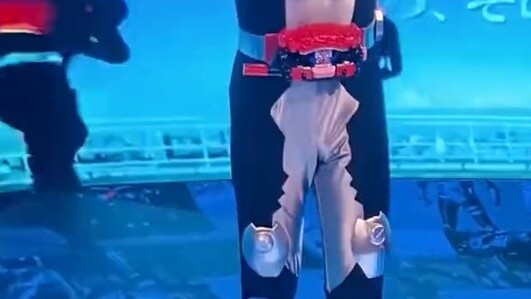 Whose Gabe is so good at dancing?