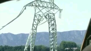 عمود الكهرباء يستيقظ