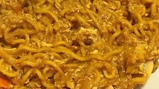 mie nyemek