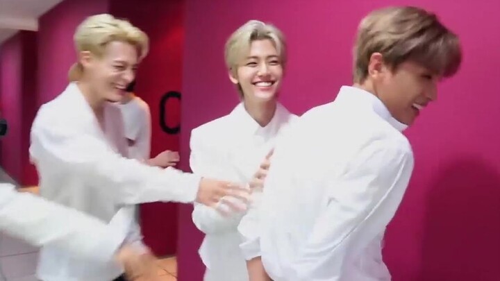 【NCT DREAM】ชีวิตไร้สาระของตู้ลี่ฟาง (ร่วมแสดงโดย Mark Lee)