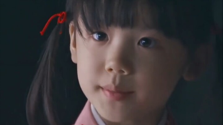 Trà Trà dùng giọng điệu dễ thương nhất để nói những lời cay nghiệt nhất.