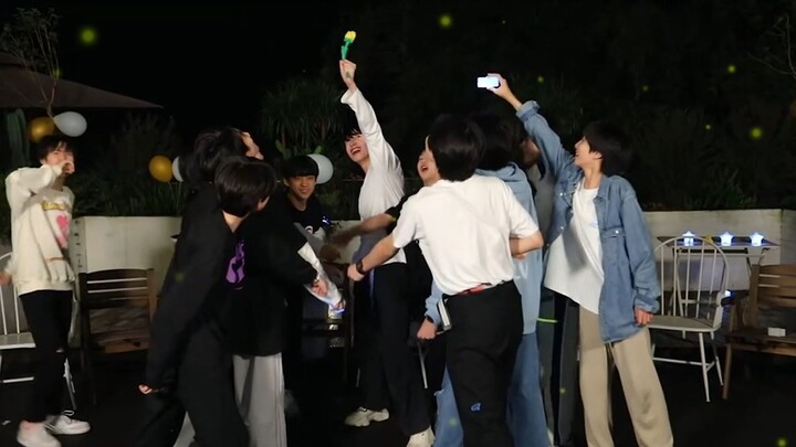 ได้ยินว่าช่วงนี้กำลังฮิตกันสุดๆ เหรอ? มาดูการเปรียบเทียบเล็กๆ ของวัตถุดิบแสงจันทร์ขาวกันเถอะ