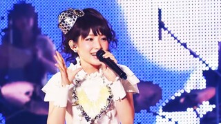 Nanjo Aino tiru Eri Ayase yang pintar dan pintar sebagai fripSide, super imut!