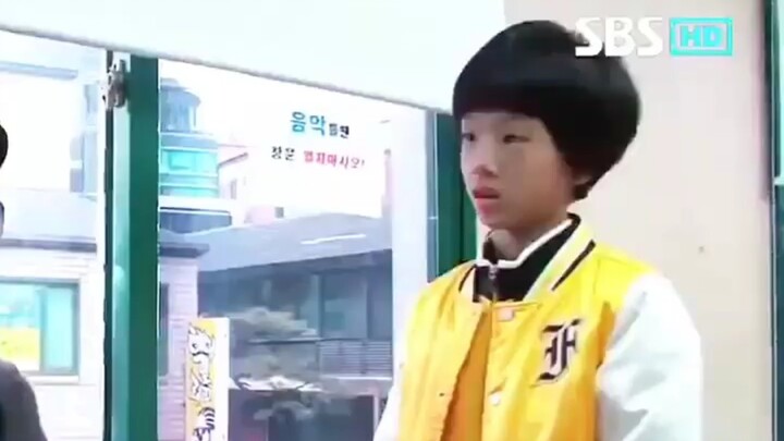 [朴志晟/JISUNG] He Could Do a Gravity-Defying Stand-Up Even in Elementary School!