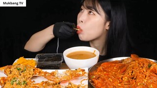 ASMR MUKBANG hải sản om và cua (bạch tuộc, bào ngư, tôm) cơm chiên với ruột cua