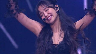 JENNIE's solo song "You & Me" concert one-click outfit change version video released!