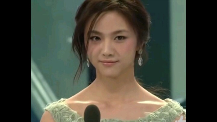 Thang Vi ba lần giành giải Nữ diễn viên chính xuất sắc tại mùa lễ trao giải Hàn Quốc, phát biểu nhận