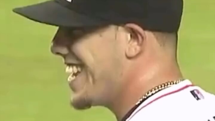 Chỉ những người có tốc độ tay nhanh mới có thể làm người ném bóng.