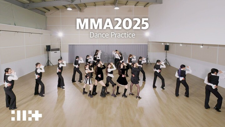 Luyện tập vũ đạo ILLIT MMA2025