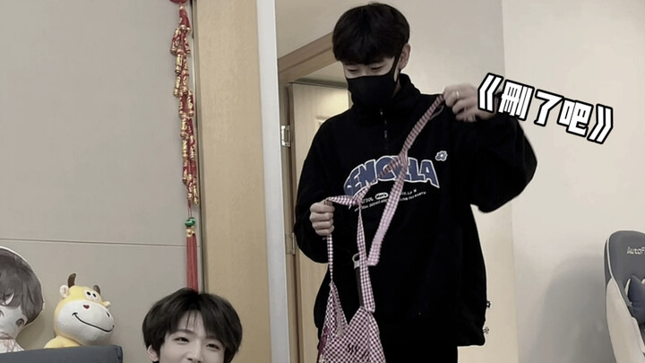 อี๋หางทำงานบ้านได้อย่างเข้าใจแจ่มแจ้งแล้ว