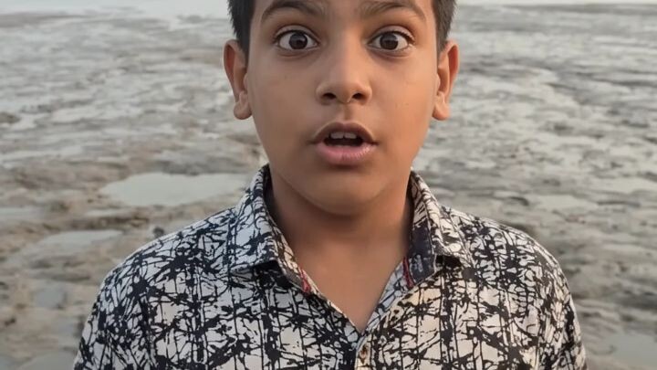Samundar Ka Pani Piche Chala gaya..!!