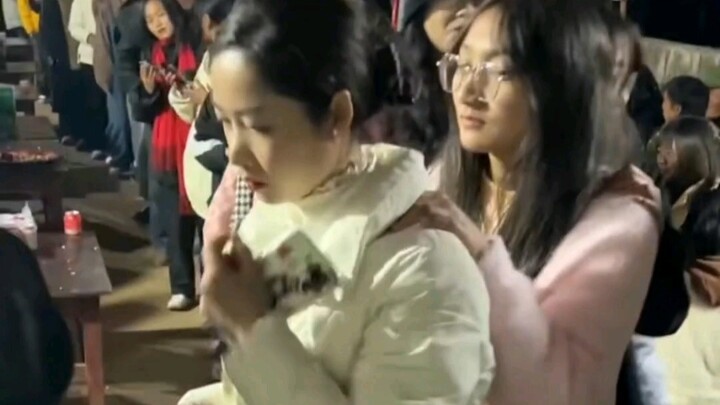 Lincang's "Little Lu Ban" comes to perform the "Penguin Dance"