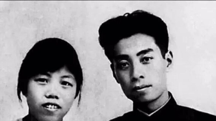 [Zhou Enlai dan Deng Yingchao] Cinta itu panjang dan kertasnya pendek, menciummu ribuan kali, cinta 