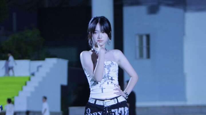 ملح وسكر، جاذبية لا حدود لها! نو نو ترقص عشوائيًا في جامعة قوانغشي بتاريخ 20250927