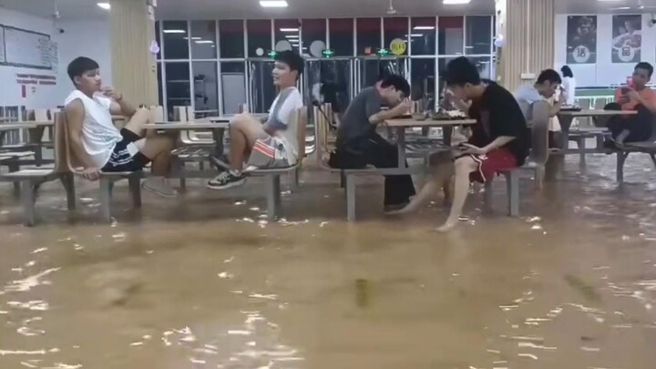 "Chương Giảm Tuyển Sinh"