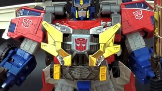 Bạn đã bao giờ nhìn thấy một chiếc Optimus Prime đẹp trai như vậy chưa?