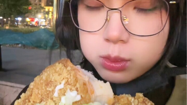 Princess, please have a hamburger.